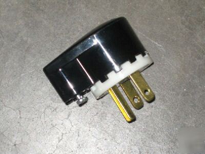 10 bryant angle plugs 15A 125V nema 5-15P = hubbell