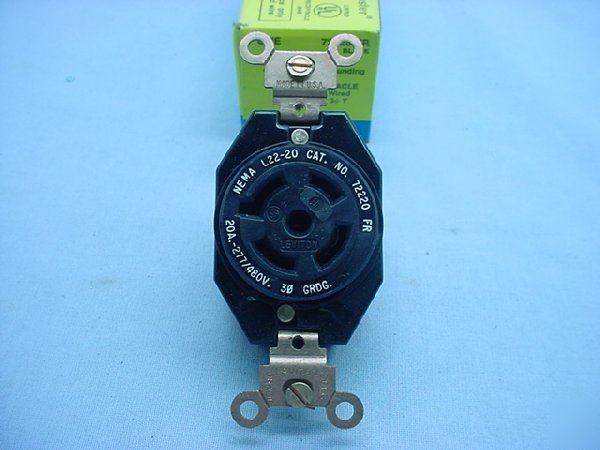 10 L22-20 locking receptacles 20A 277/480V 72220-fr